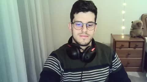 cute_but_masculine online show from February 17, 7:31 pm