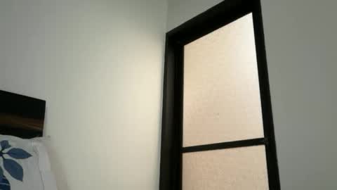 Snapshot of cute_cat12 chatting on March 23, 1:59 pm cute online show from March 23, 1:59 pm