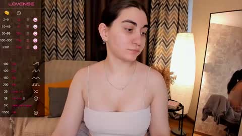 Snapshot of cute_chus chatting on March 8, 5:07 am Hanna online show from March 8, 5:07 am