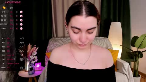 Snapshot of cute_chus chatting on March 31, 2:13 am Hanna online show from March 31, 2:13 am