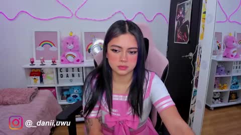 Snapshot of cute_dani__ chatting on January 31, 11:13 am Dani online show from January 31, 11:13 am