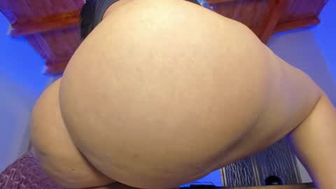 Snapshot of cute_ebonny chatting on February 13, 3:41 pm Stacy online show from February 13, 3:41 pm