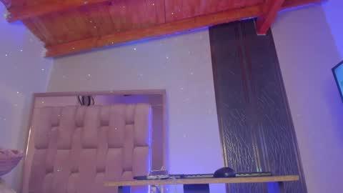 Snapshot of cute_ebonny chatting on March 30, 4:30 pm Stacy online show from March 30, 4:30 pm