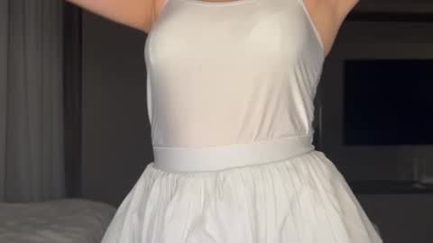 Emily online show from February 12, 8:04 pm