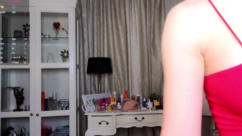 Snapshot of cute_fox_girl chatting on February 14, 7:38 am Anne online show from February 14, 7:38 am