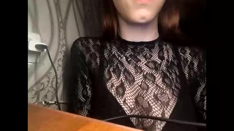 Snapshot of cute_foxis chatting on May 7, 10:26 pm cute_foxis online show from May 7, 10:26 pm