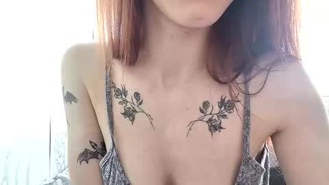 Snapshot of cute_foxis chatting on May 8, 3:06 pm cute_foxis online show from May 8, 3:06 pm