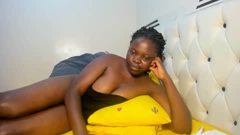 Snapshot of cute_gee43 chatting on January 18, 10:46 pm cute_gee43 online show from January 18, 10:46 pm