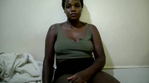 cute_heaven online show from September 19, 12:02 am