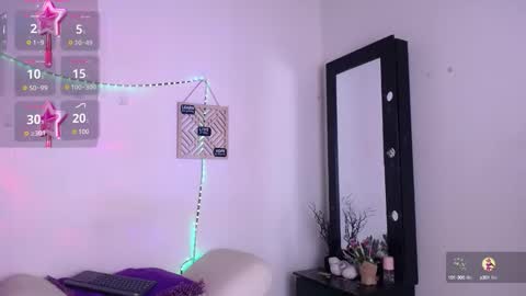 Cute horny1 online show from October 11, 3:06 am