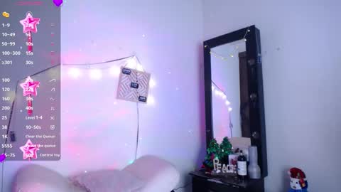 Cute horny1 online show from November 13, 4:33 am