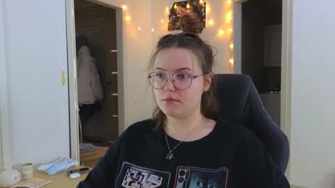 Kite and Jack online show from February 7, 1:22 pm