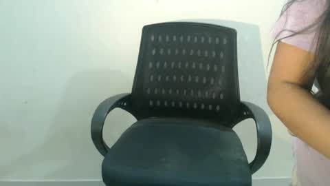 cute_kavya online show from September 14, 5:28 am