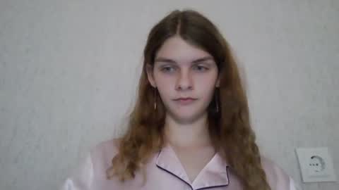 Snapshot of cute_kitte chatting on December 15, 6:48 pm cute_kitte online show from December 15, 6:48 pm