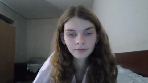 Snapshot of cute_kitte chatting on December 21, 6:12 pm cute_kitte online show from December 21, 6:12 pm
