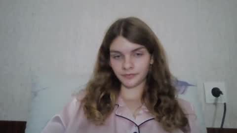 Snapshot of cute_kitte chatting on December 22, 11:52 pm cute_kitte online show from December 22, 11:52 pm
