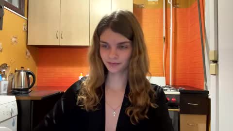 Snapshot of cute_kitte chatting on January 27, 10:06 pm cute_kitte online show from January 27, 10:06 pm