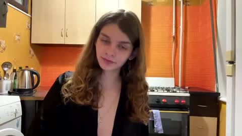 Snapshot of cute_kitte chatting on February 7, 9:26 pm cute_kitte online show from February 7, 9:26 pm
