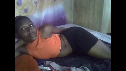 Snapshot of cute_leylah chatting on March 24, 8:41 am cute_leylah online show from March 24, 8:41 am