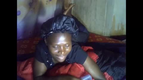 Snapshot of cute_leylah chatting on March 27, 12:49 pm cute_leylah online show from March 27, 12:49 pm