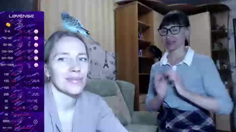 cute_lion_ online show from December 22, 1:22 pm