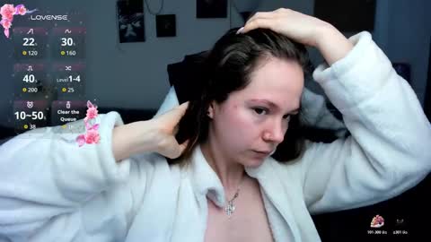 Snapshot of cute_little_ass chatting on March 2, 12:01 pm Emily online show from March 2, 12:01 pm