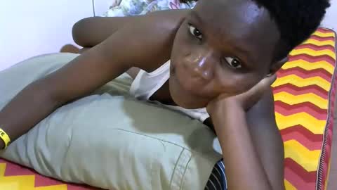 cute_marion online show from October 22, 4:24 am