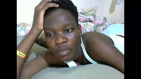 cute_marion online show from October 27, 8:29 am