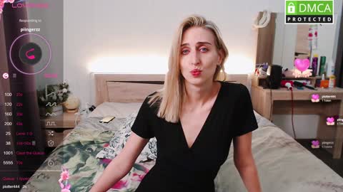 Milana online show from December 24, 1:28 pm
