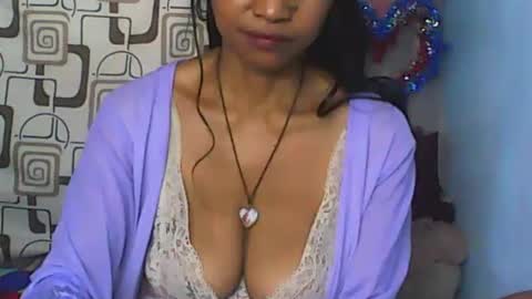 Snapshot of cute_moll chatting on January 9, 9:56 am murielle online show from January 9, 9:56 am