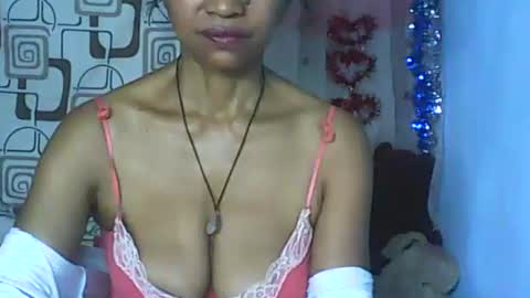 Snapshot of cute_moll chatting on February 2, 7:29 am murielle online show from February 2, 7:29 am
