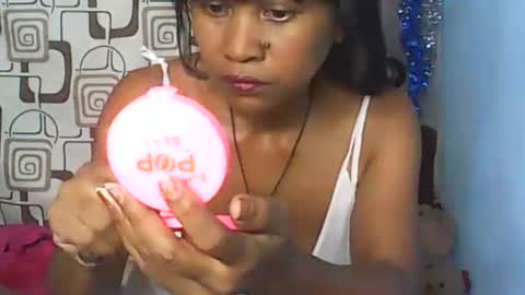 Snapshot of cute_moll chatting on February 7, 11:03 am murielle online show from February 7, 11:03 am