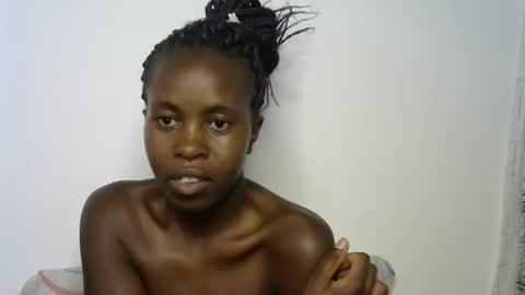 cute_pie20 online show from October 11, 10:52 pm