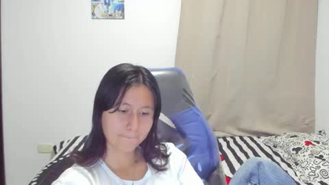 Snapshot of cute_rouss chatting on October 2, 4:08 am ROUSS online show from October 2, 4:08 am