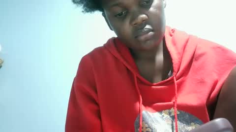 Snapshot of cute_roxie chatting on January 28, 8:47 pm cute_roxie online show from January 28, 8:47 pm