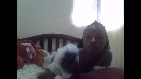 cute_savanna online show from October 14, 6:03 am