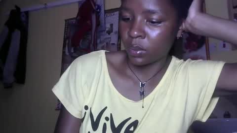 Snapshot of cute_sexy3 chatting on November 12, 9:03 pm SHARON online show from November 12, 9:03 pm