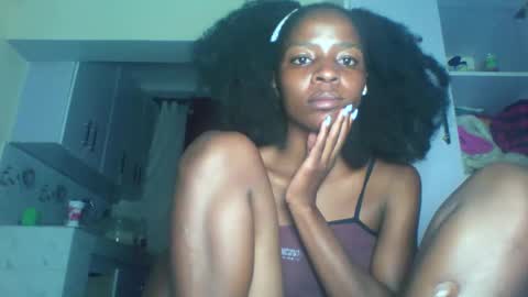 Snapshot of cute_sexy3 chatting on May 15, 11:45 pm SHARON online show from May 15, 11:45 pm