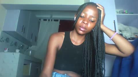 Snapshot of cute_sexy3 chatting on June 1, 9:49 pm SHARON online show from June 1, 9:49 pm