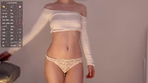 Snapshot of cute_shine chatting on February 21, 8:26 am Hey im Kristina Thank you for your support online show from February 21, 8:26 am