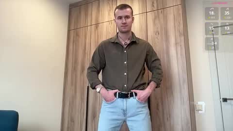 cute_skywalker online show from February 13, 12:45 pm