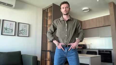 Snapshot of cute_skywalker chatting on June 8, 2:39 pm cute_skywalker online show from June 8, 2:39 pm