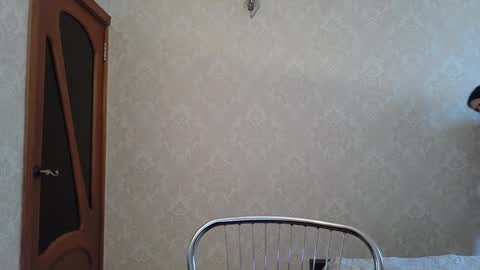 cute_strawberry_ online show from February 5, 7:50 am