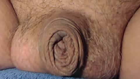 Snapshot of cute_stud2855 chatting on February 8, 4:32 pm cute_stud2855 online show from February 8, 4:32 pm