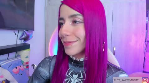 Snapshot of cute_sweetmontt chatting on January 26, 12:11 pm katalinda montt online show from January 26, 12:11 pm