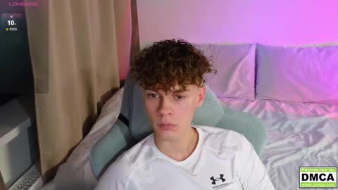 Thomas -  online show from October 22, 7:35 pm