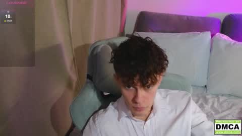 Snapshot of cute_thomas chatting on February 12, 5:30 pm Thomas - online show from February 12, 5:30 pm