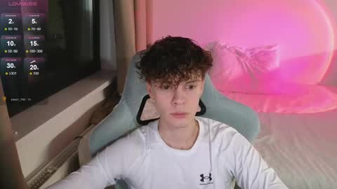 Thomas -  online show from May 6, 6:57 pm