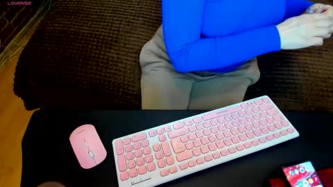 Snapshot of cute_tory chatting on March 1, 7:38 pm Tory online show from March 1, 7:38 pm