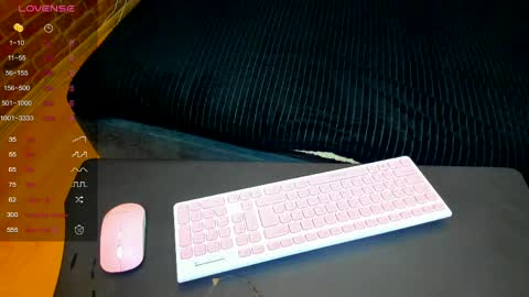 Snapshot of cute_tory chatting on April 2, 8:28 pm Tory online show from April 2, 8:28 pm